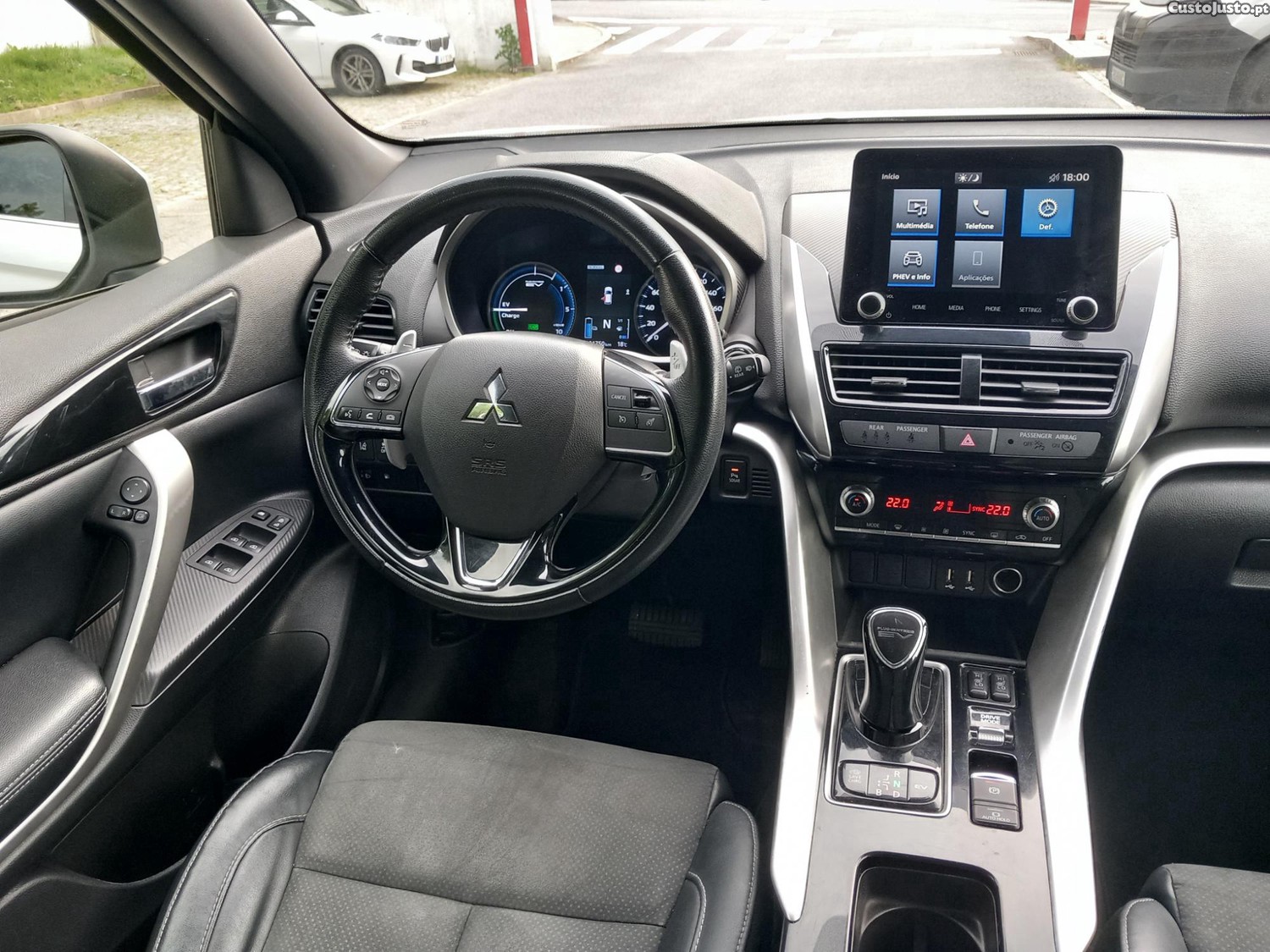 Mitsubishi Eclipse Cross 2.4 PHEV eStyle — fotografia 5