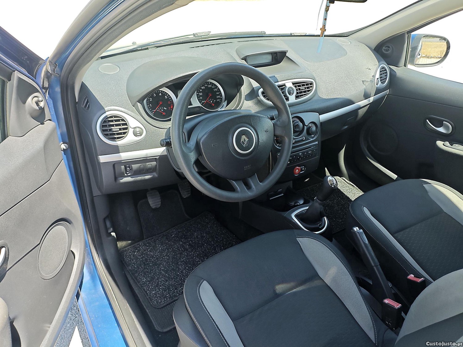 Renault Clio 1.2- Tce 100cv — fotografia 5