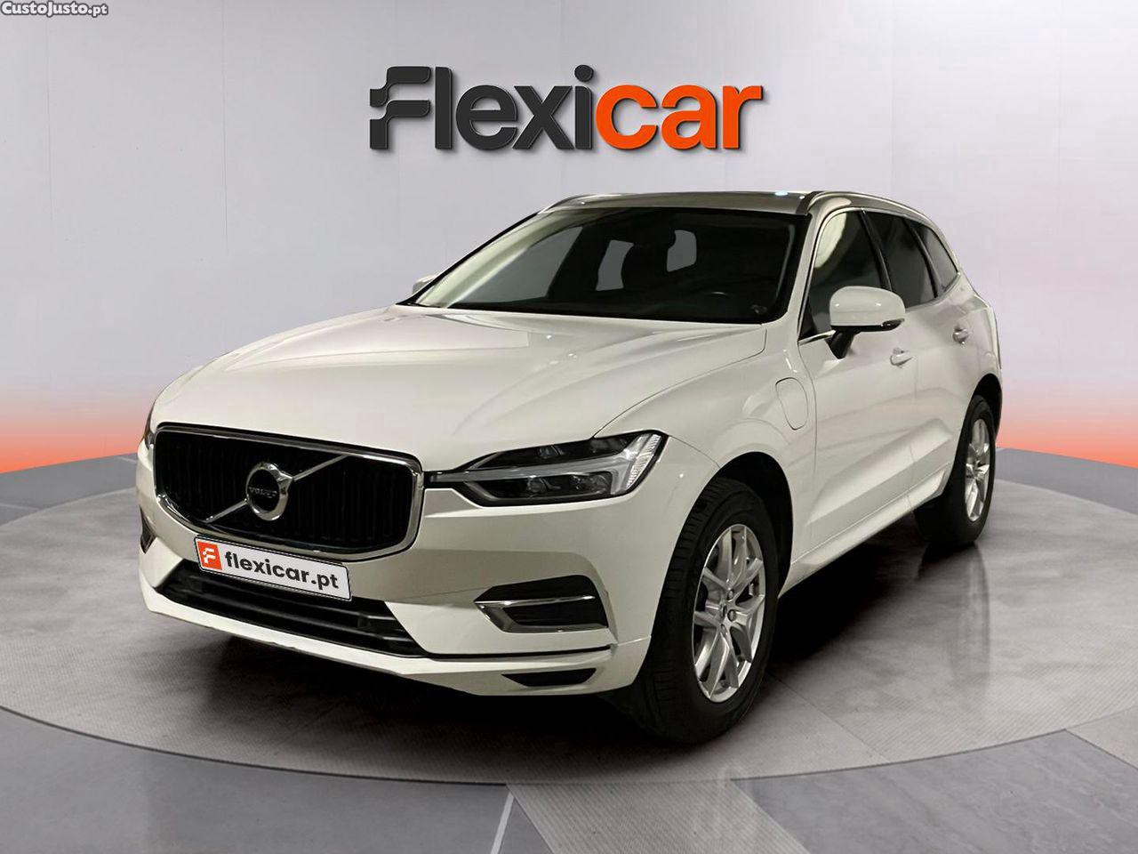 Volvo XC 60 2.0 T8 PHEV Momentum AWD — fotografia 24