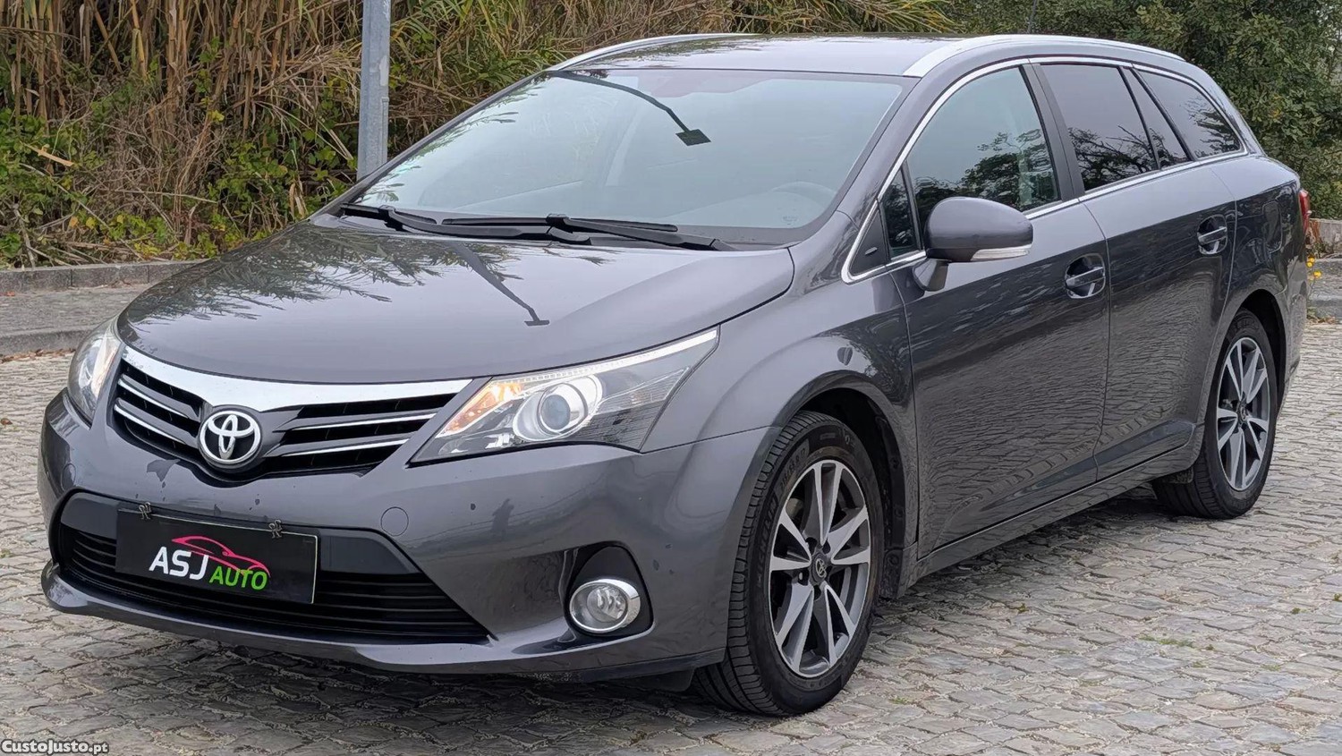 Toyota Avensis 2.0 d-4d luxury+gps