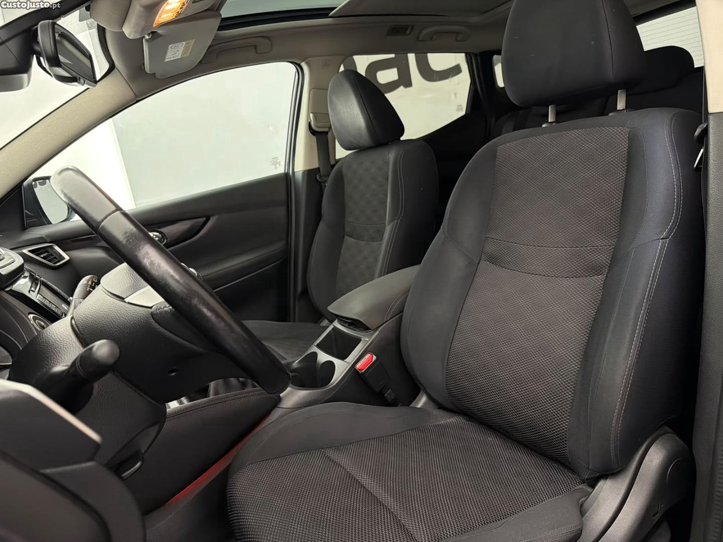 Nissan Qashqai 1.5DCI 5P — fotografia 6