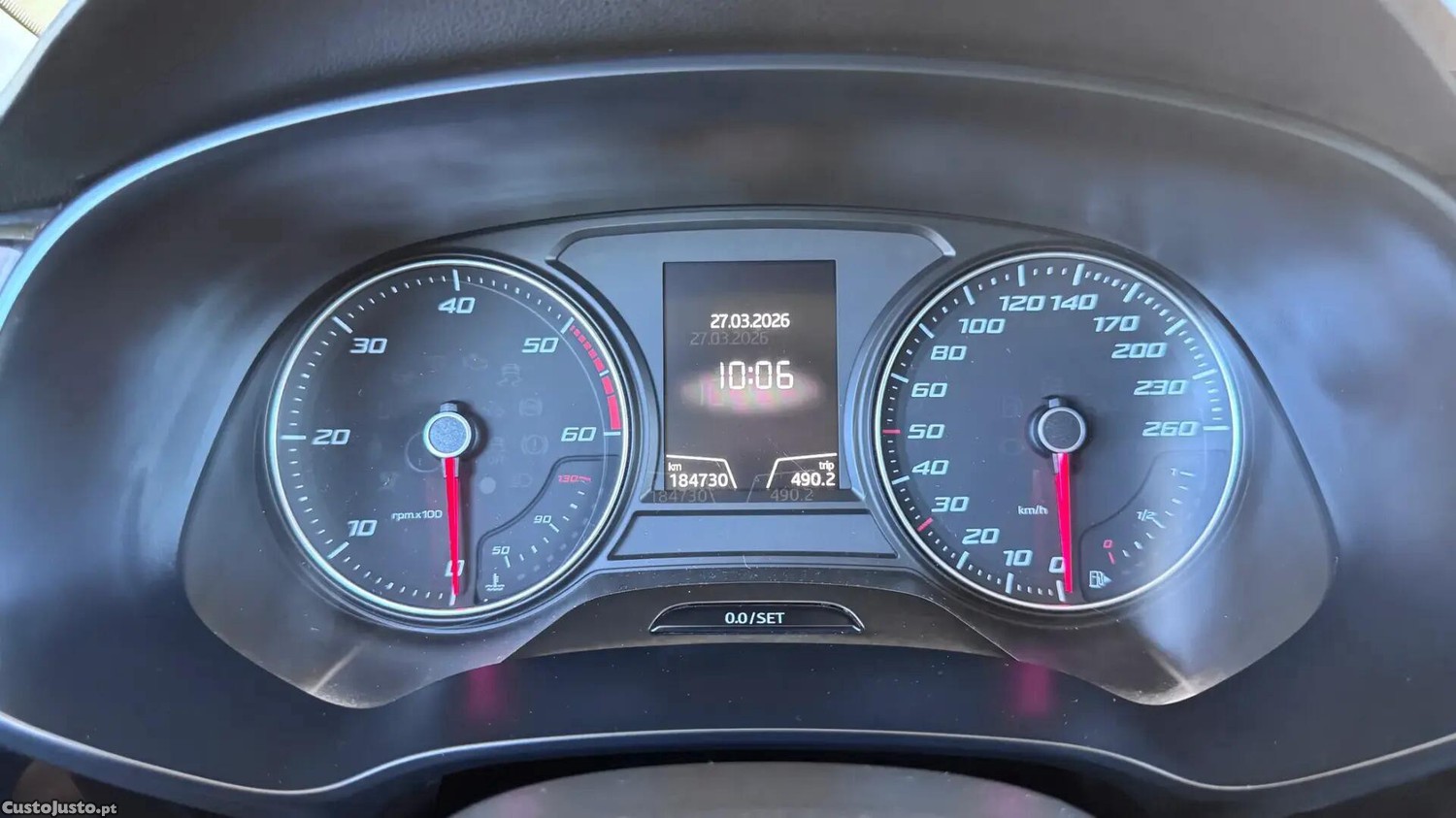 SEAT Leon 1.6 TDI Reference Ecomotive — fotografia 12
