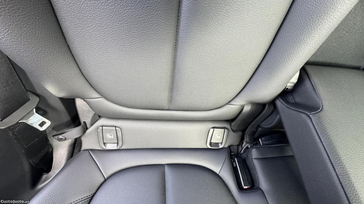 BMW X1 16 d sDrive Line Sport — fotografia 10