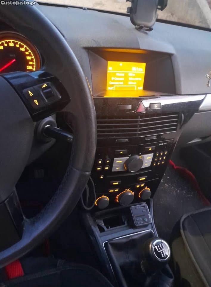 Opel Astra III — fotografia 3