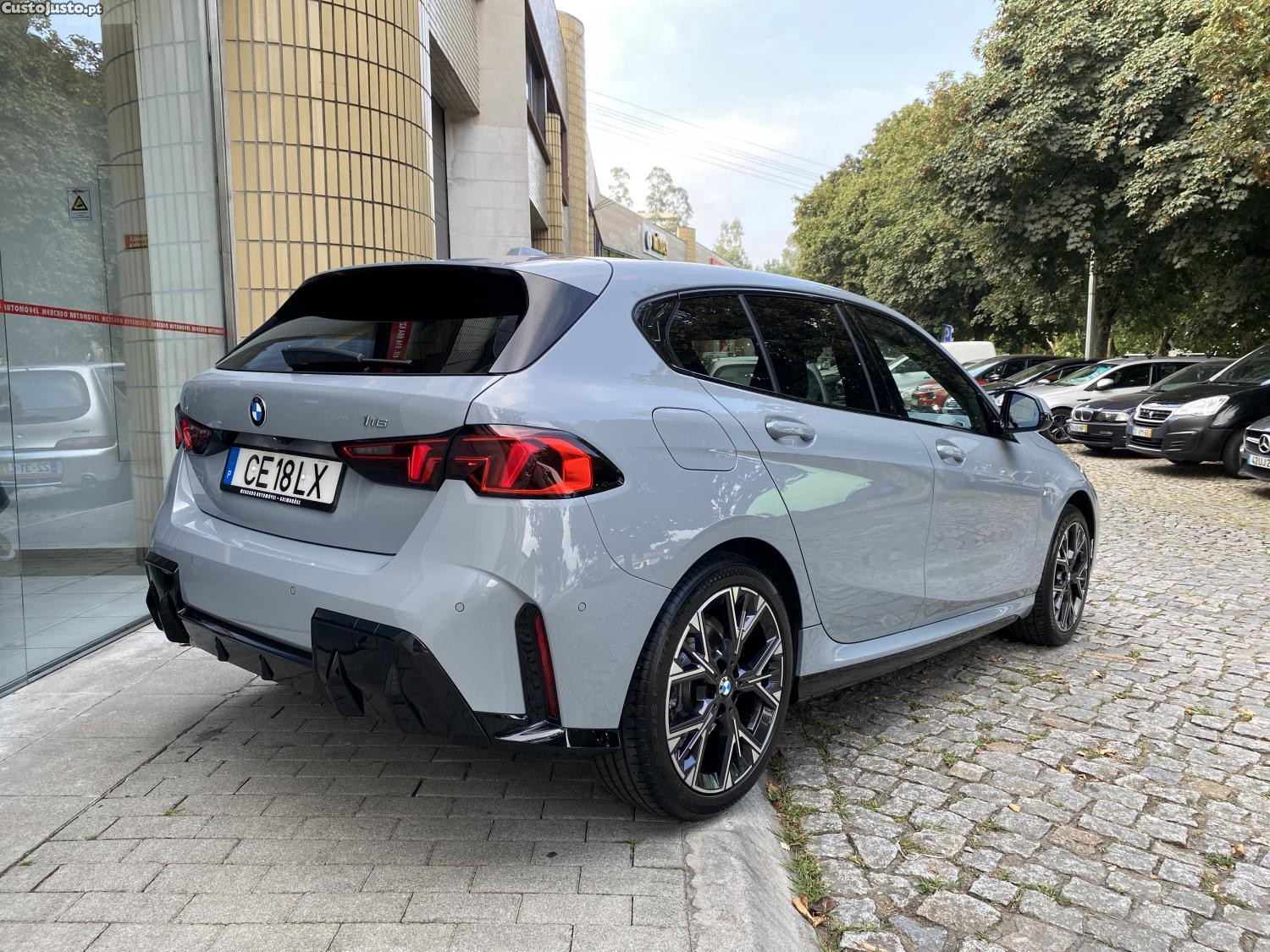BMW 116 Pack Desportivo M — fotografia 23