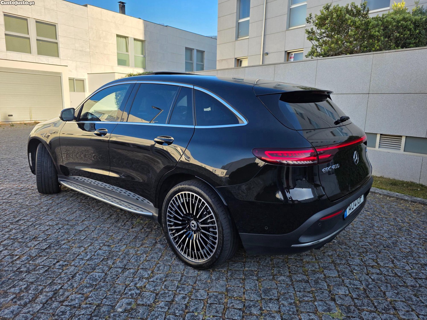 Mercedes-Benz EQC Matic AMG LINE — fotografia 8