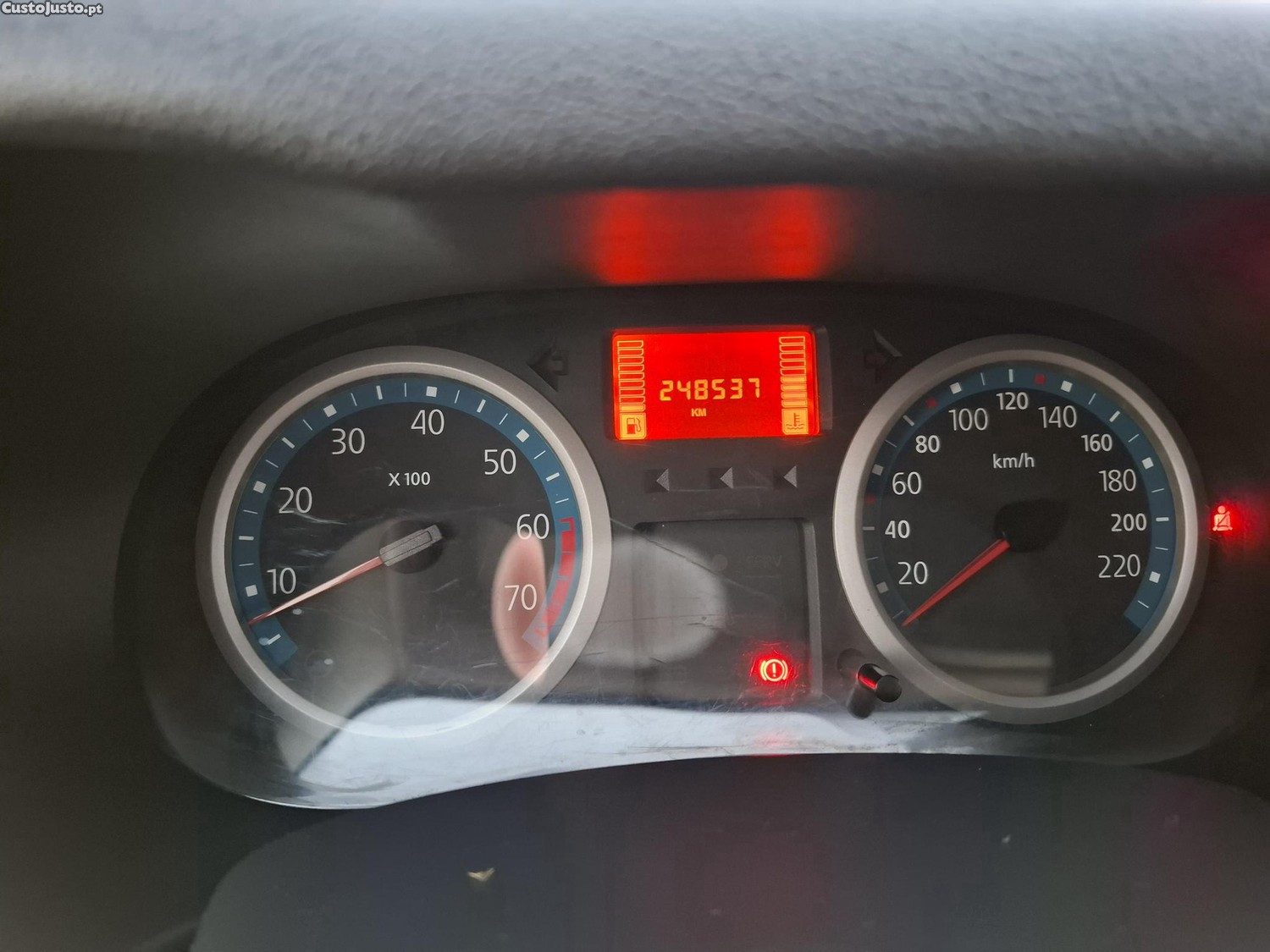 Renault Clio 1.2i AC — fotografia 11