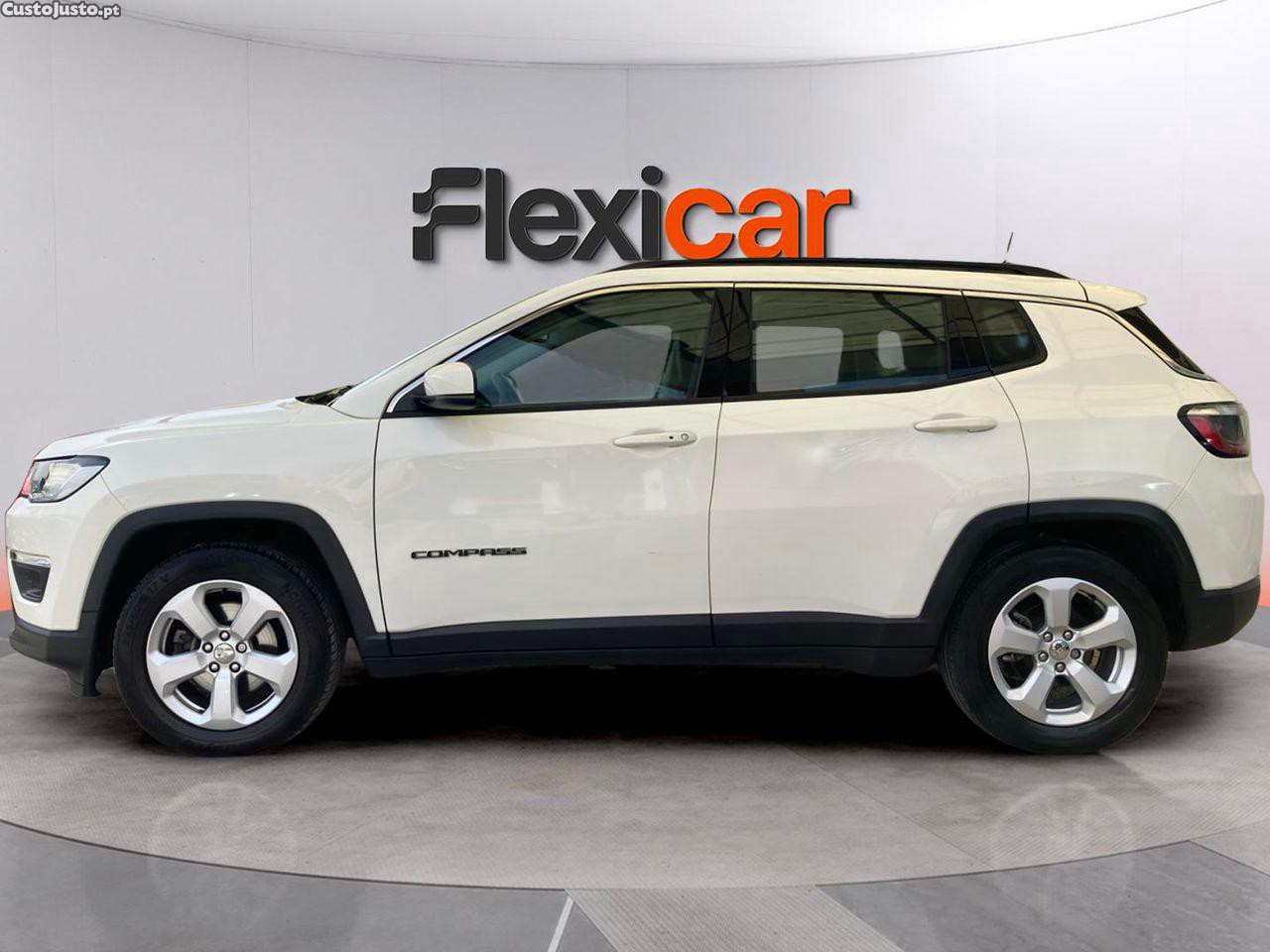 Jeep Compass 1.6 M-Jet Longitude — fotografia 15