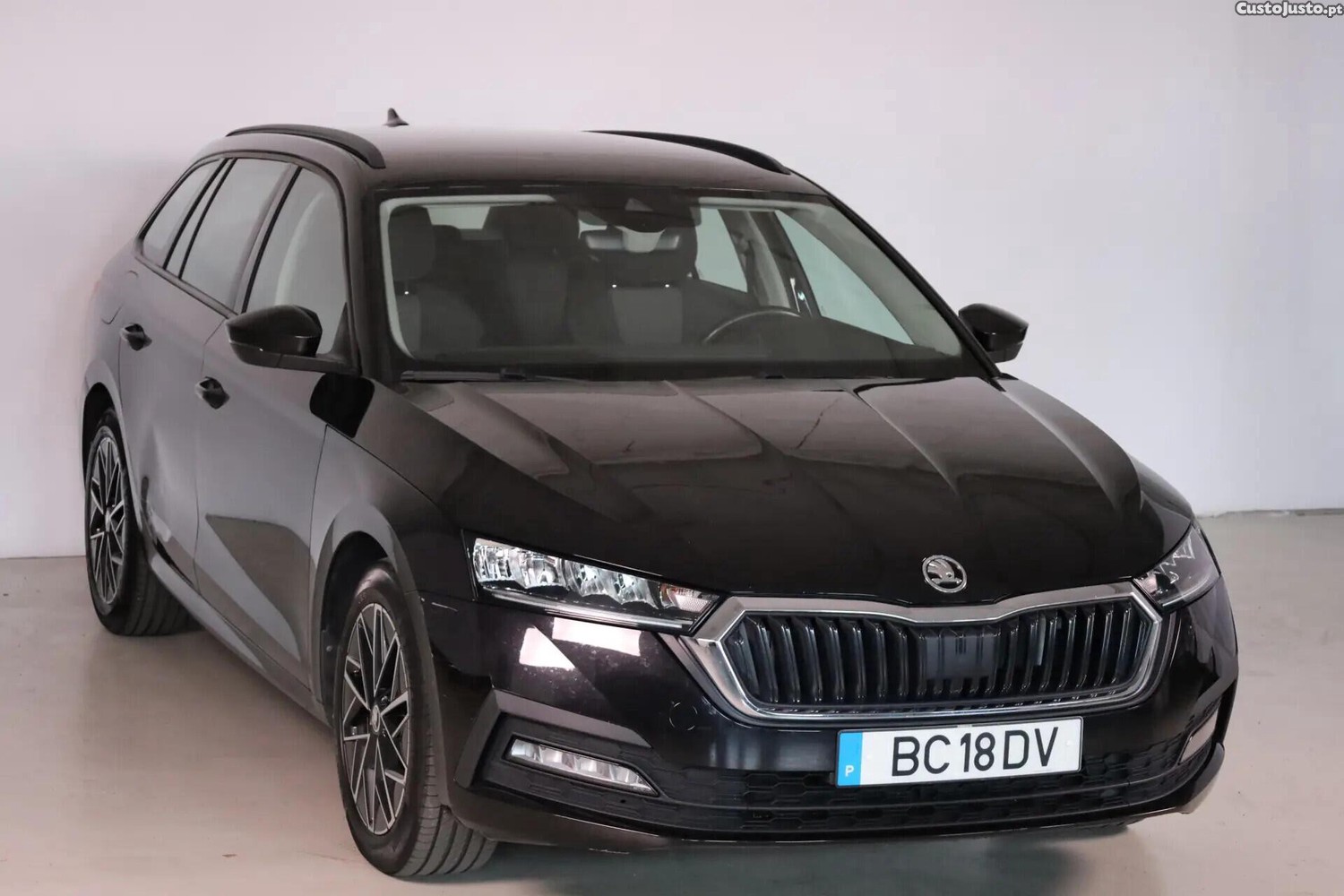 Skoda Octavia 2.0 TDI Scout DSG 4x4 — fotografia 13