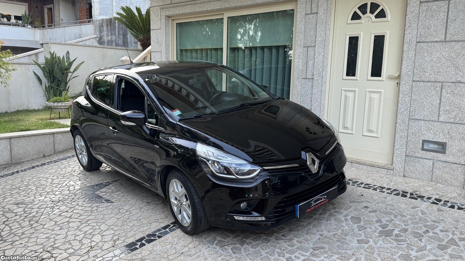 Renault Clio Limited 0.9 90cv 2019 — fotografia 9