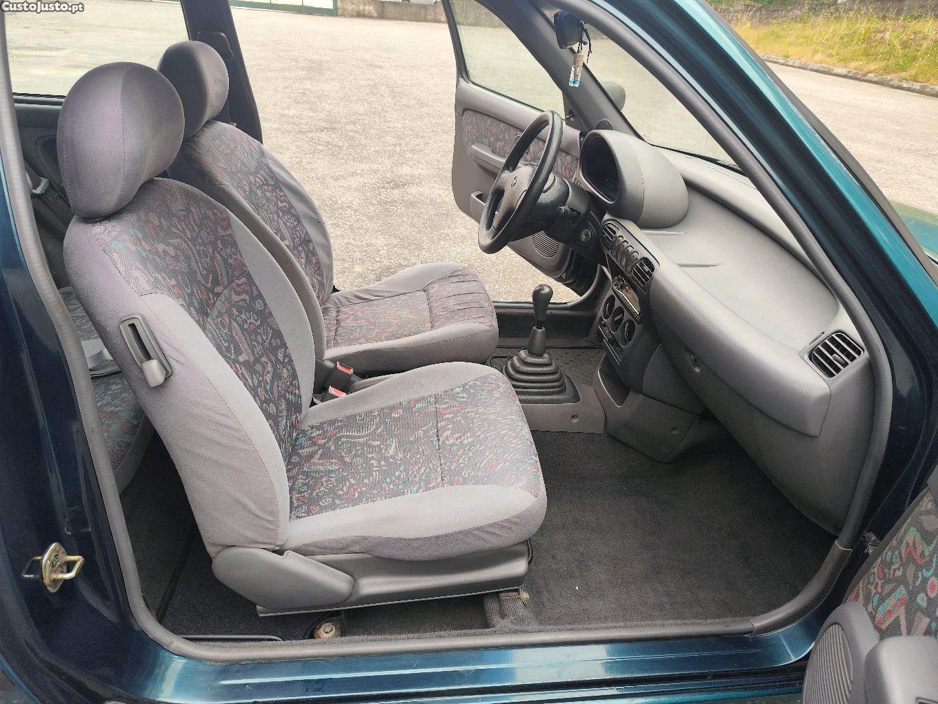 Nissan Micra 1.0 — fotografia 4