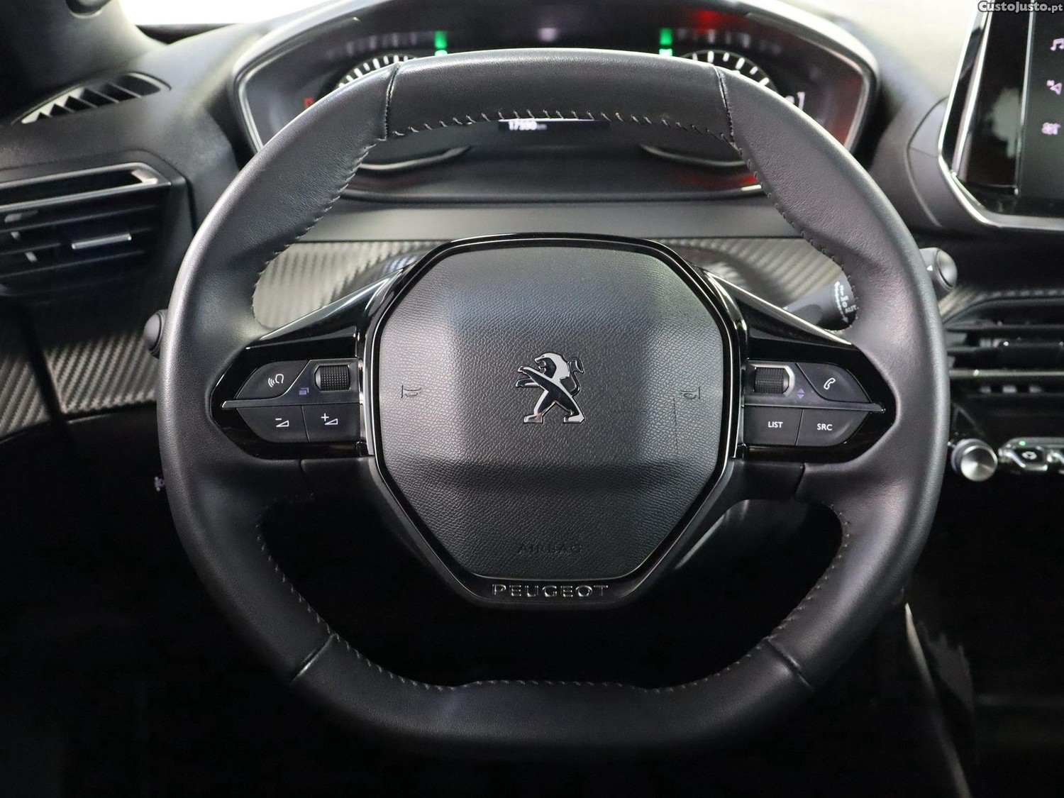 Peugeot 2008 1.2 PureTech Active — fotografia 9