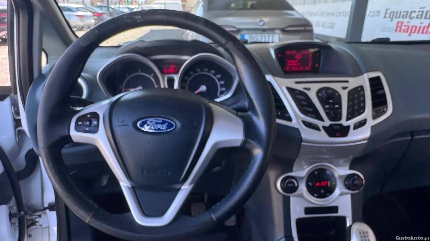 Ford Fiesta 1.4 TDCI Titanium — fotografia 16