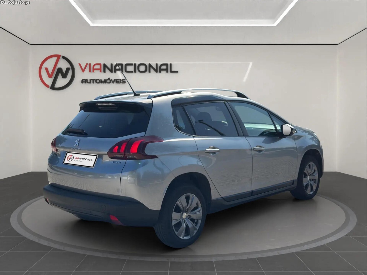 Peugeot 2008 1.2 PureTech Style — fotografia 13