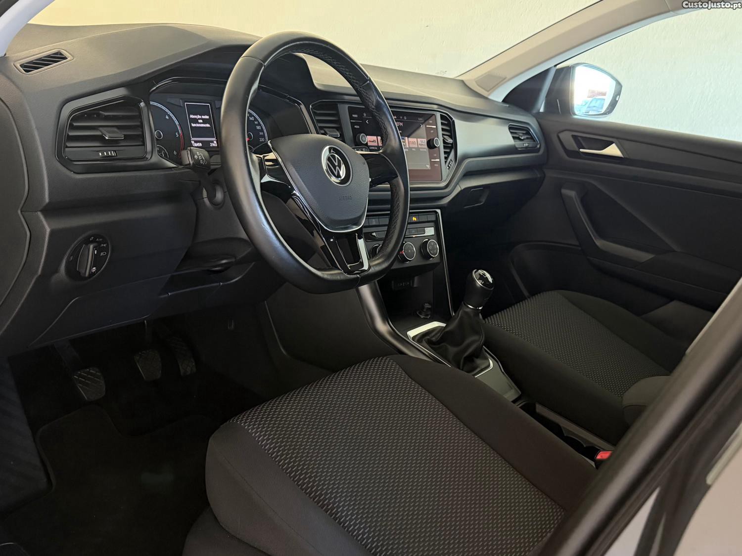 Volkswagen T-Roc 2.0 TDI Life — fotografia 13