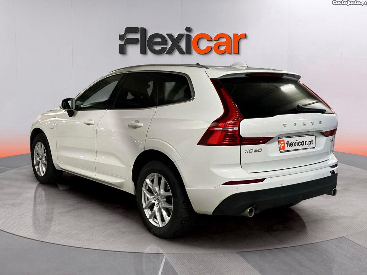 Volvo XC 60 2.0 T8 PHEV Momentum AWD — fotografia 23
