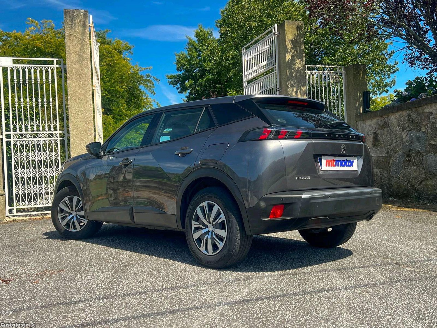 Peugeot 2008 BLUEHDI Active Pack — fotografia 9