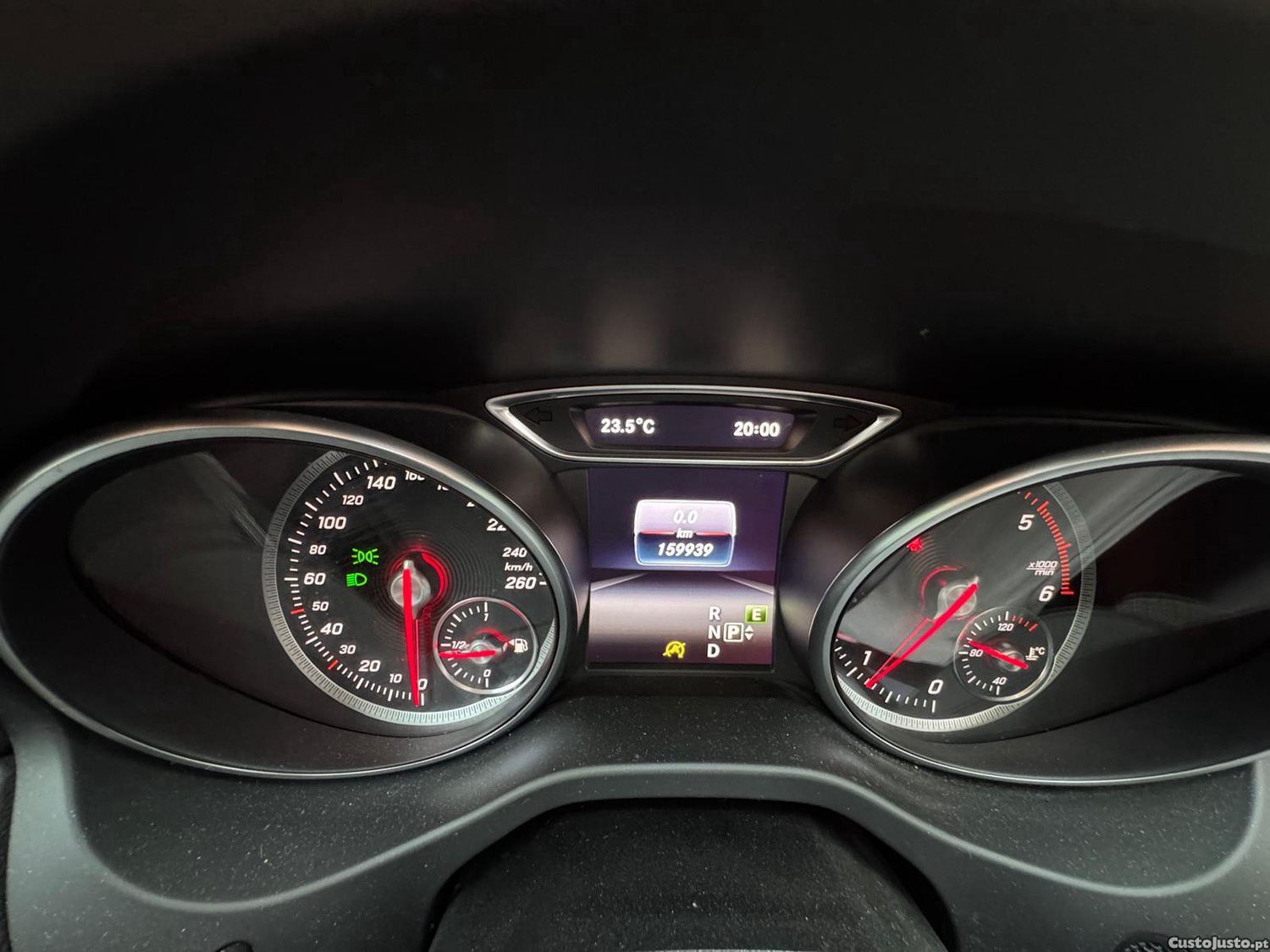 Mercedes-Benz CLA 180 180 D — fotografia 7