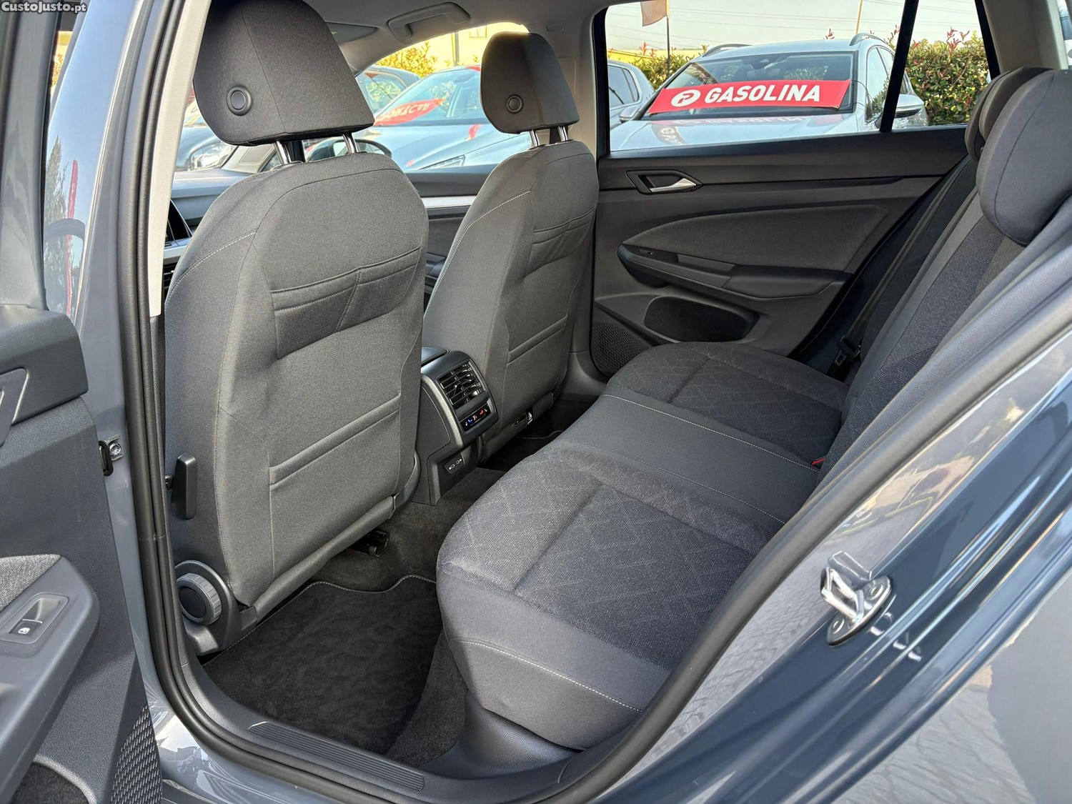 Volkswagen Golf Variant 1.0 TSI Life — fotografia 4