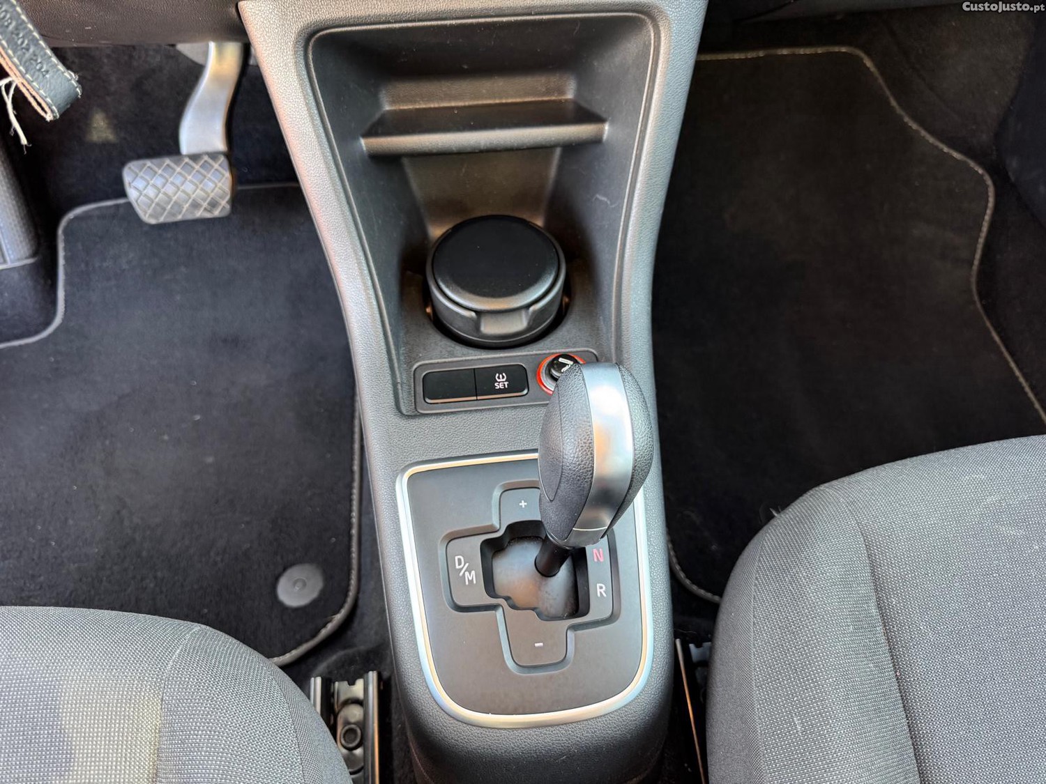 Volkswagen Up! 1.0 MoveAuto — fotografia 12