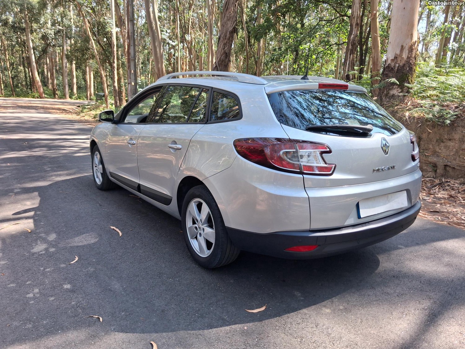 Renault Mégane 1.5 DCIComo Nova — fotografia 9