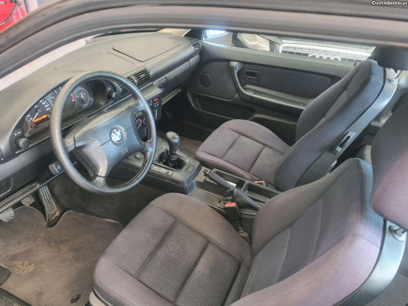 BMW 316 compact170 000km — fotografia 7
