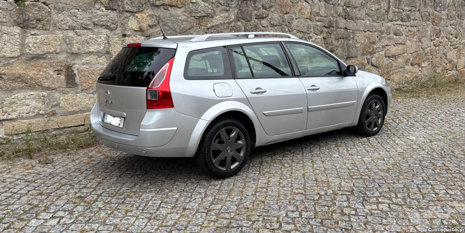 Renault Mégane Break 1.5 dci — fotografia 10