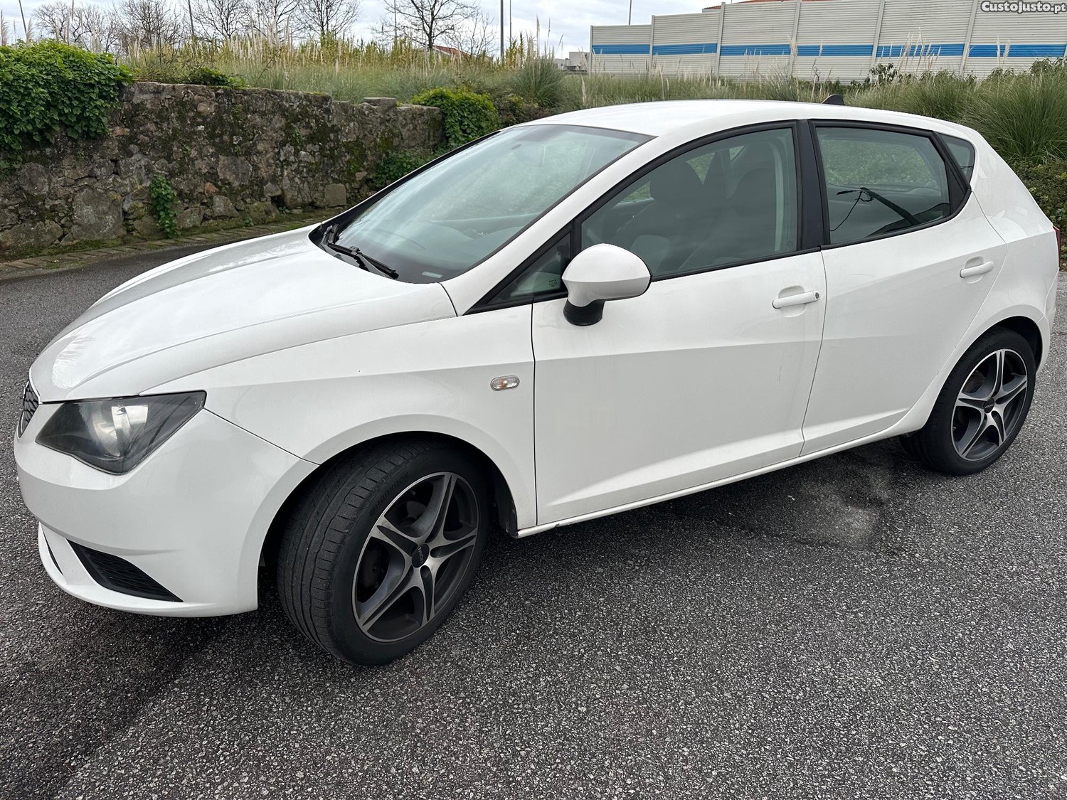 Seat Ibiza 1.2 tdi - 14 — photo 2