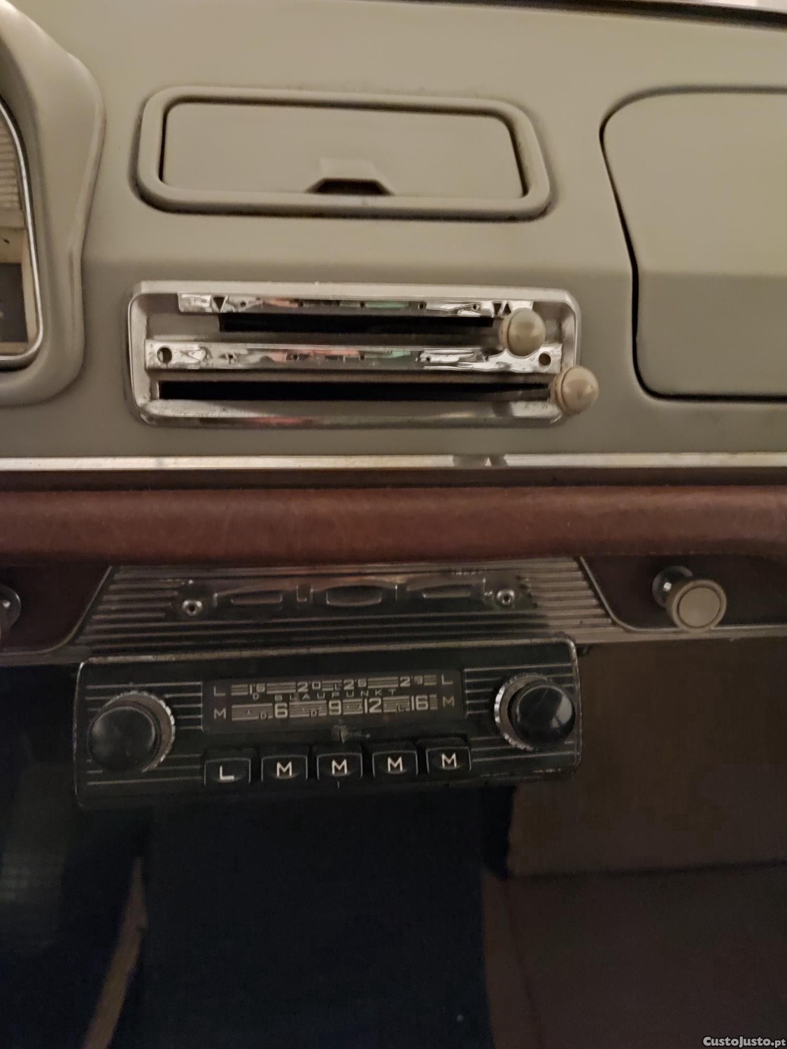 Peugeot 404 1.6 — fotografia 6