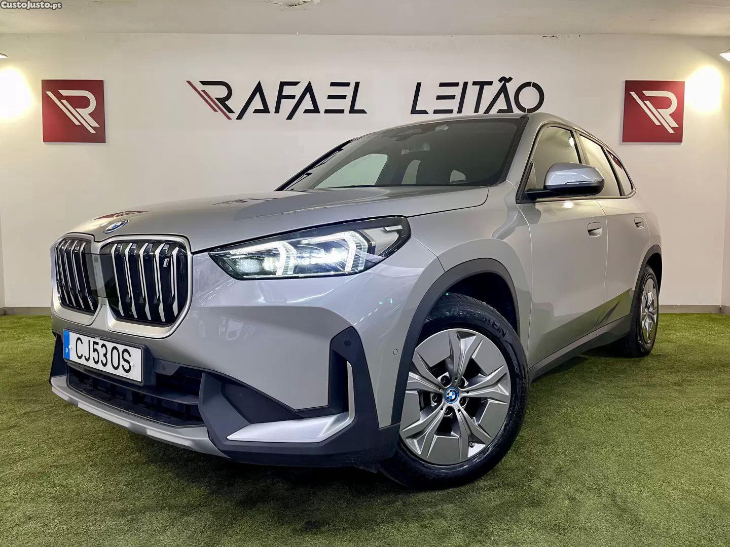 BMW iX1 Xdrive30 — fotografia 35