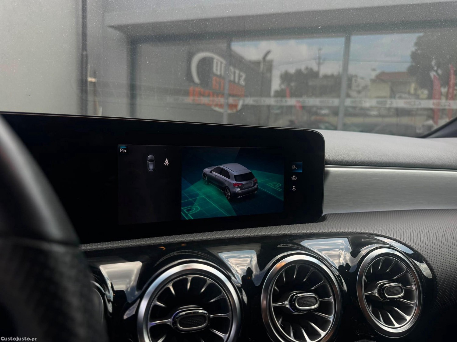Mercedes-Benz A 180 AMG LINE ECRA FULL LED — fotografia 3
