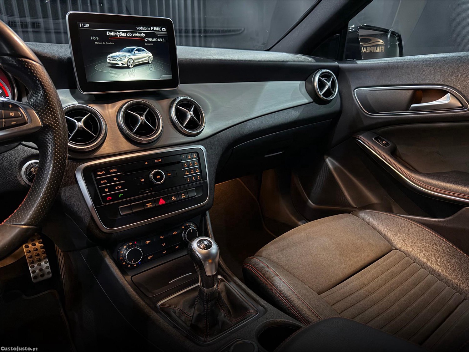 Mercedes-Benz CLA 180 d AMG Line — fotografia 9