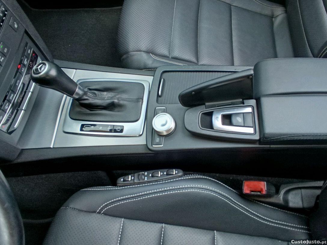 Mercedes-Benz E 250 AMG Harman Kardon — fotografia 8