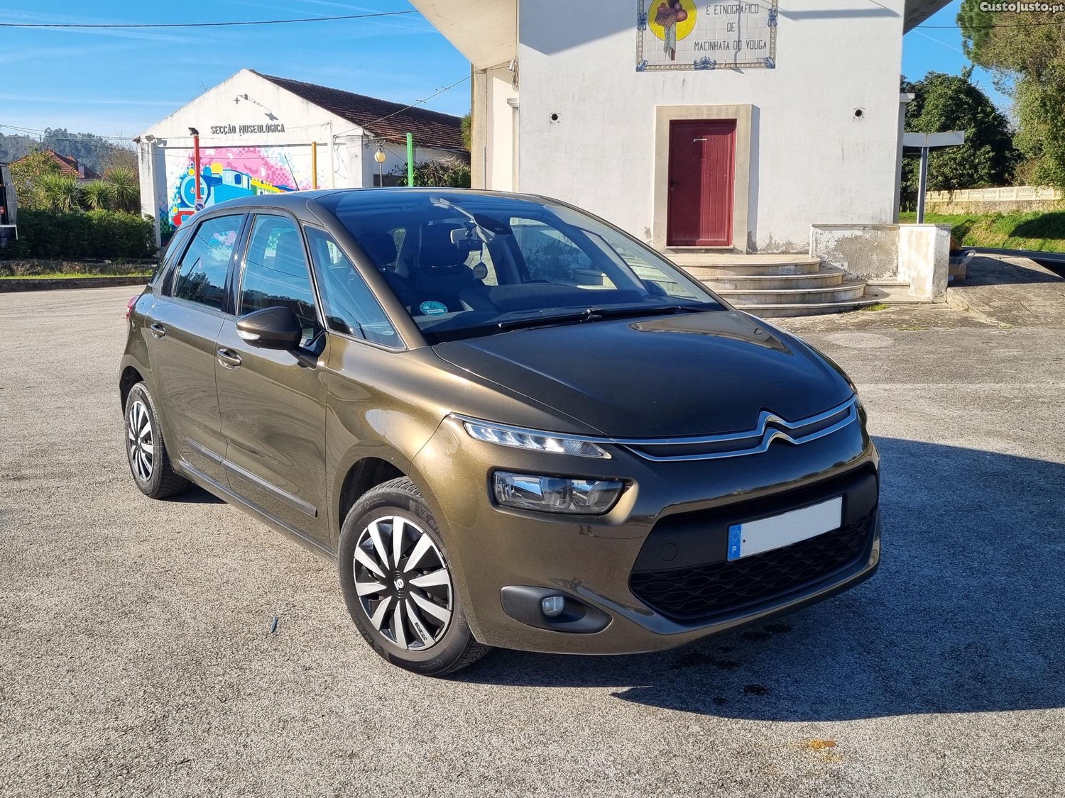 Citroën C4 Picasso — fotografia 8
