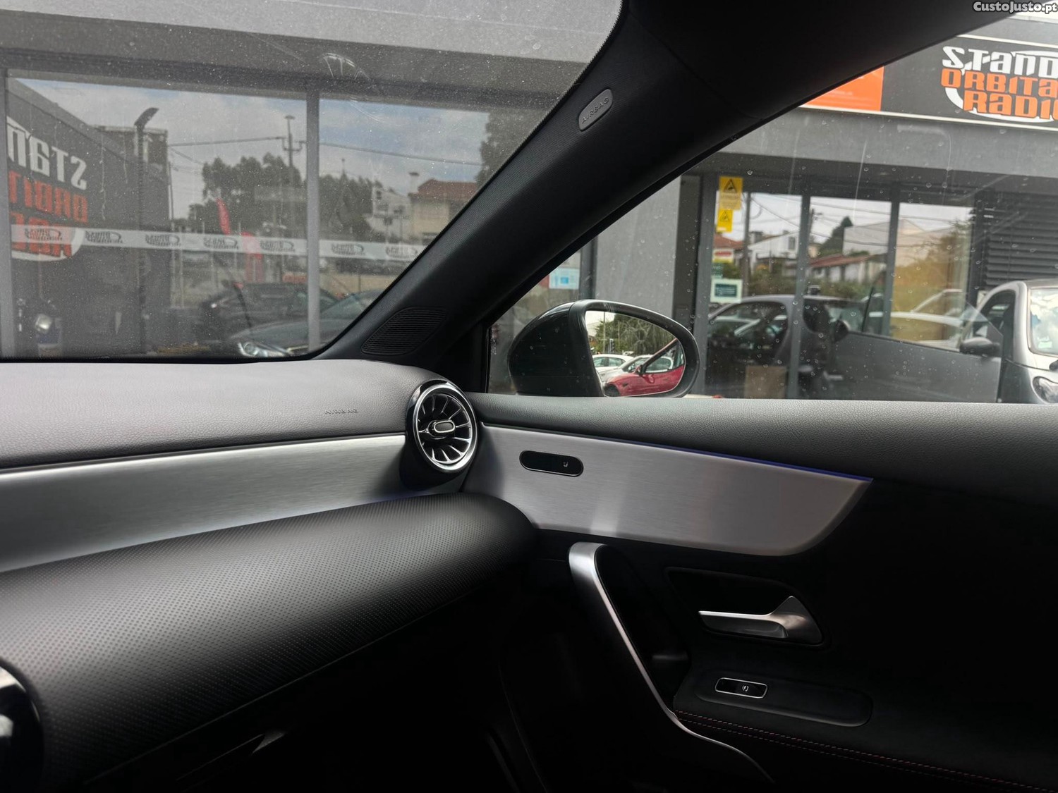Mercedes-Benz A 180 AMG LINE ECRA FULL LED — fotografia 5