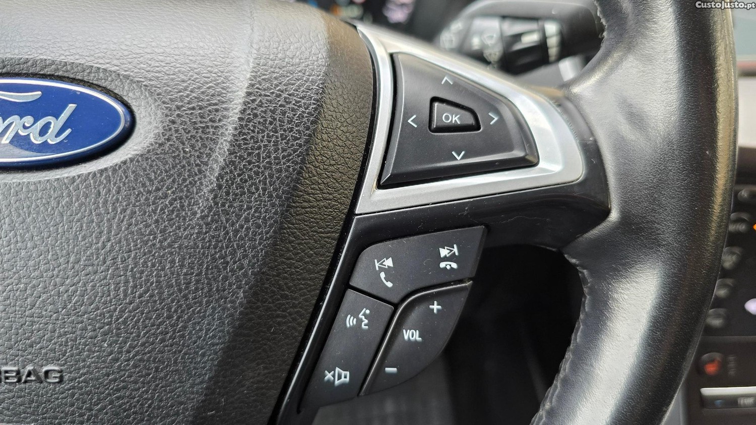 Ford S-Max 2.0 TDCi Titanium — fotografia 15