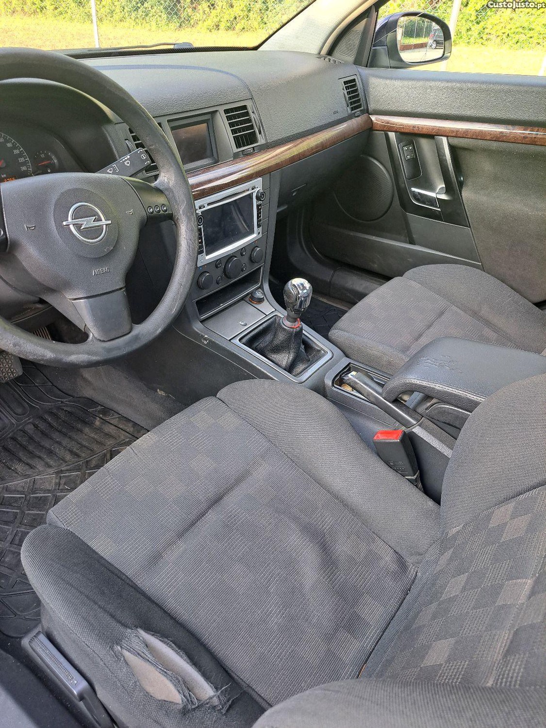 Opel Vectra 2.2 DTI — fotografia 6