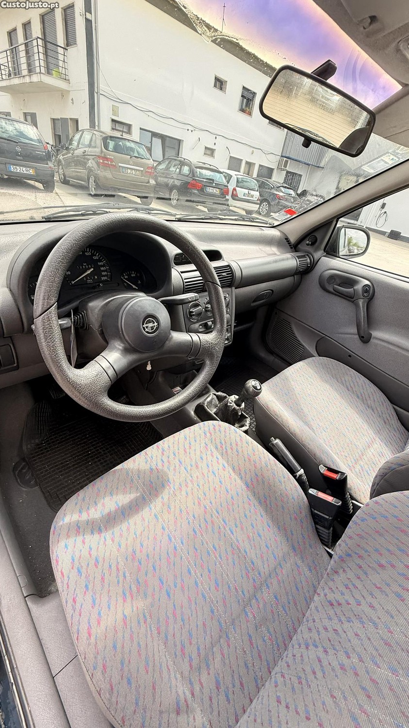 Opel Corsa B 1.2i de 1997 — fotografia 3