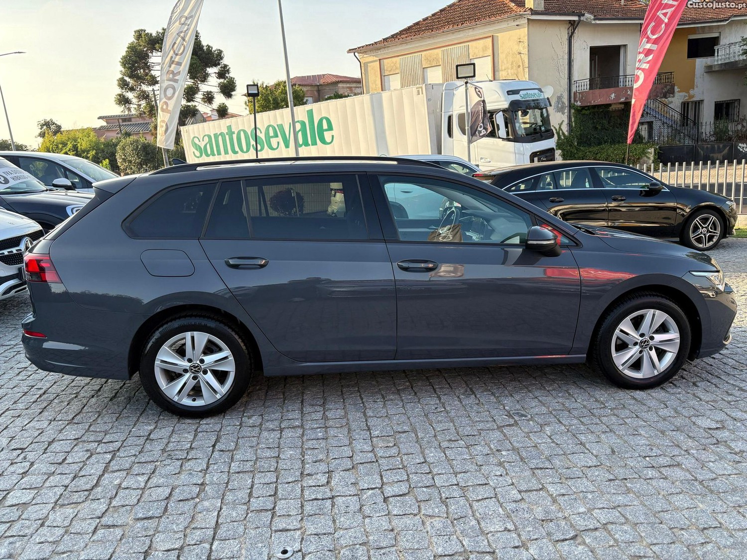Volkswagen Golf Variant 1.0 TSI Life — fotografia 10