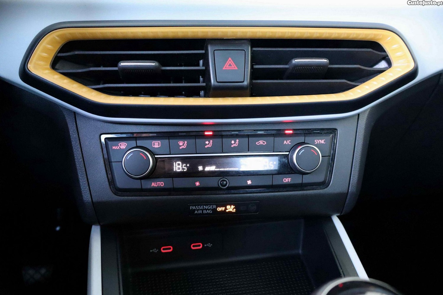 SEAT Arona 1.0 TSI Style — fotografia 12