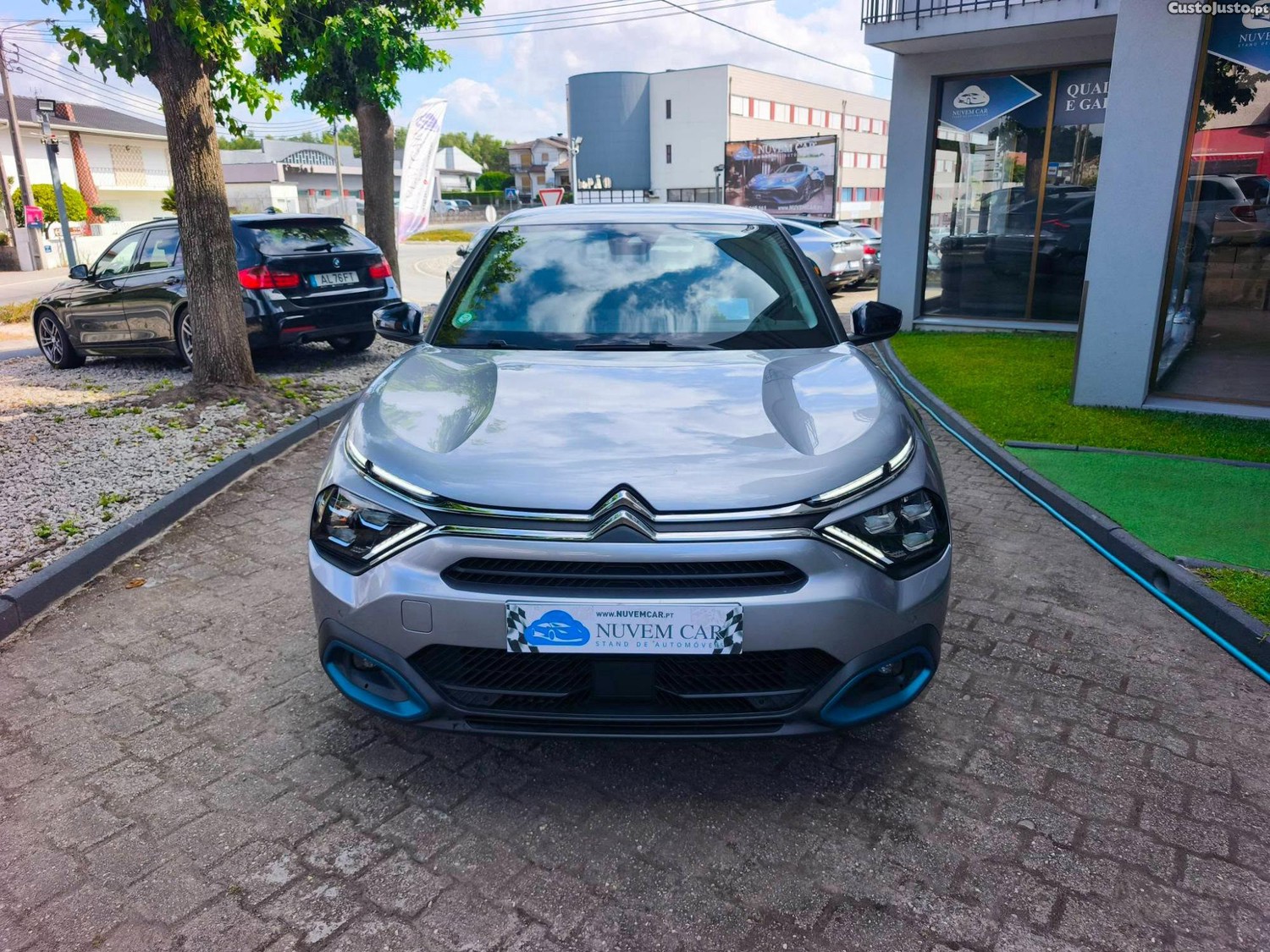 Citroën C4 E SHINE — fotografia 11