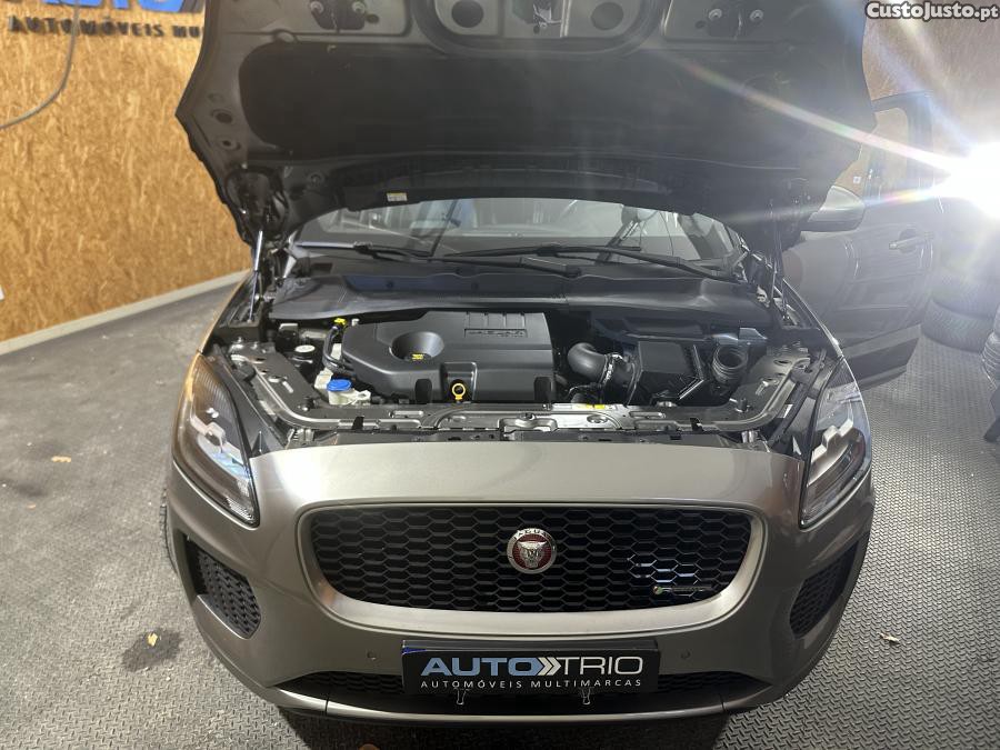 Jaguar E-Pace 2.0 i4D SE — fotografia 5