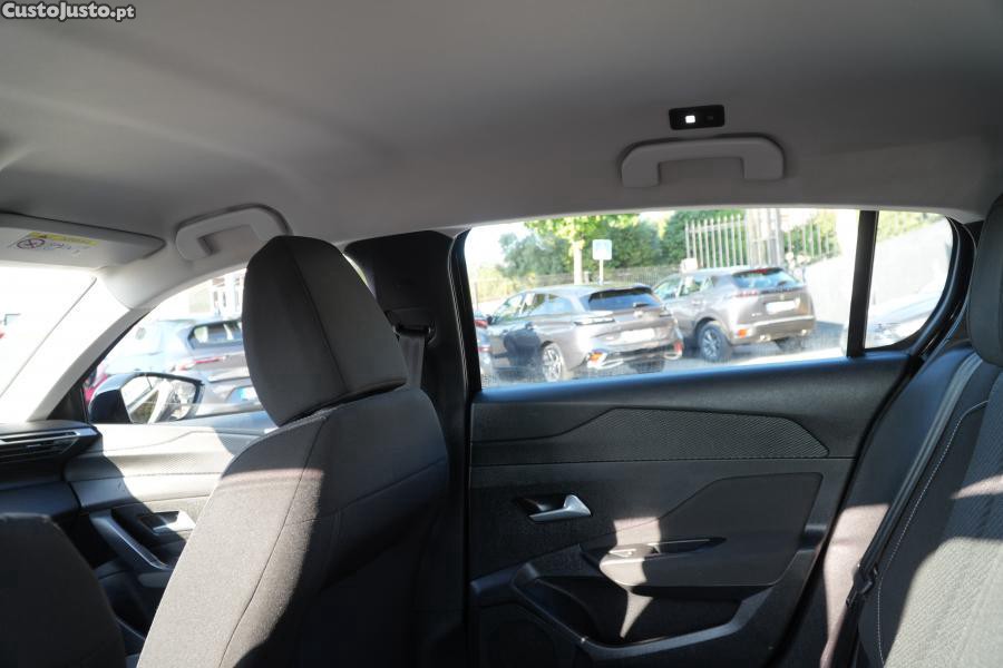 Peugeot 308 1.2 PureTech Active — fotografia 7