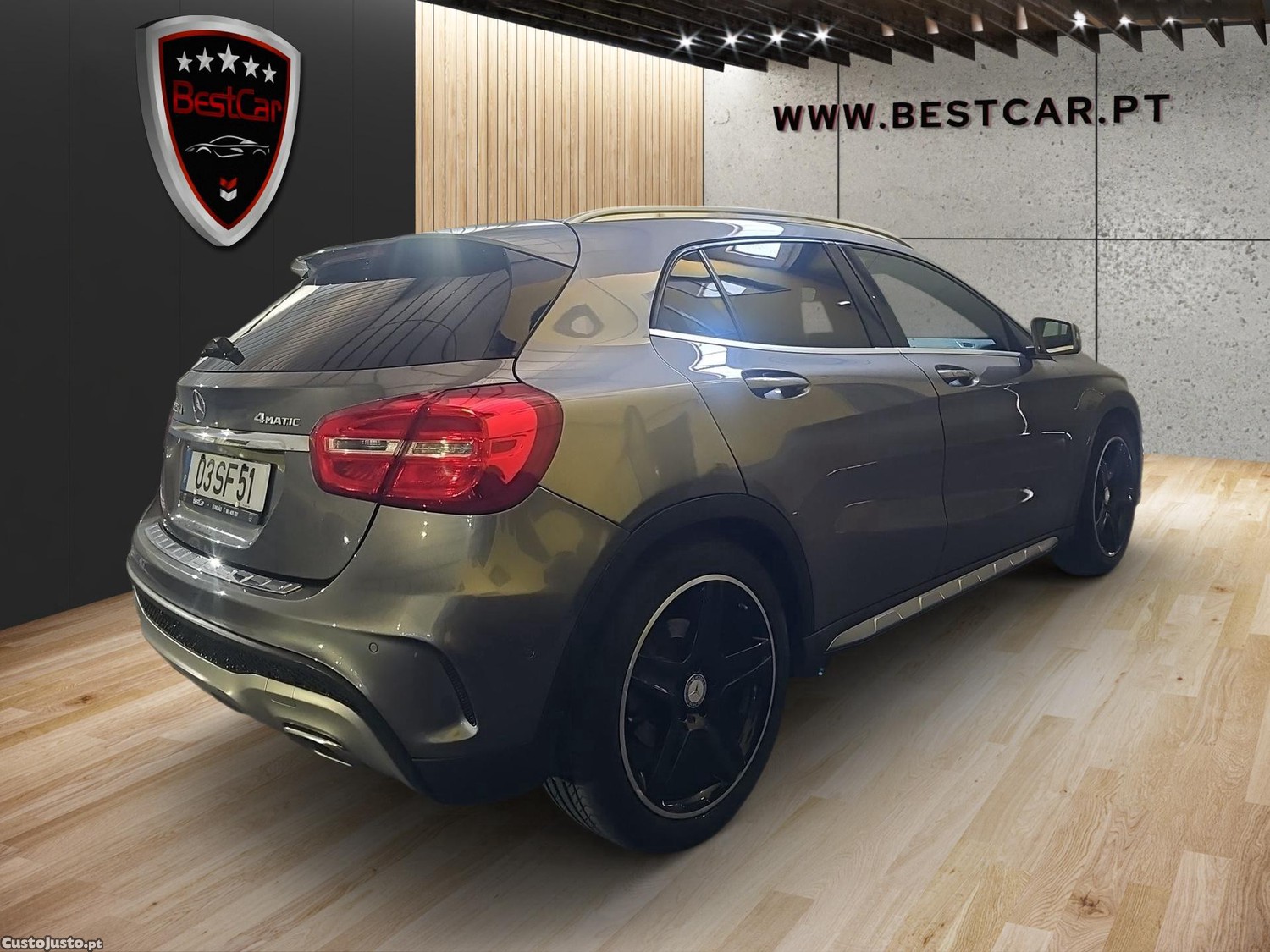 Mercedes-Benz GLA 220 D 4matic — fotografia 13