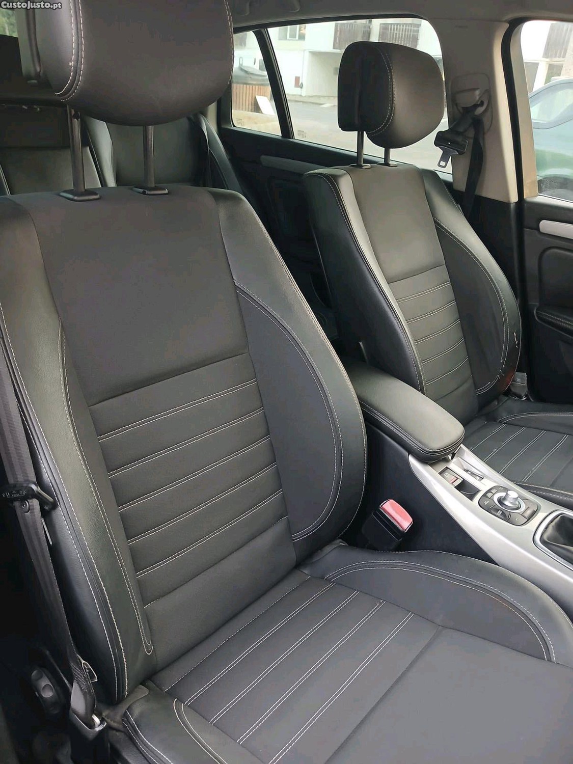 Renault Laguna DCI — fotografia 4