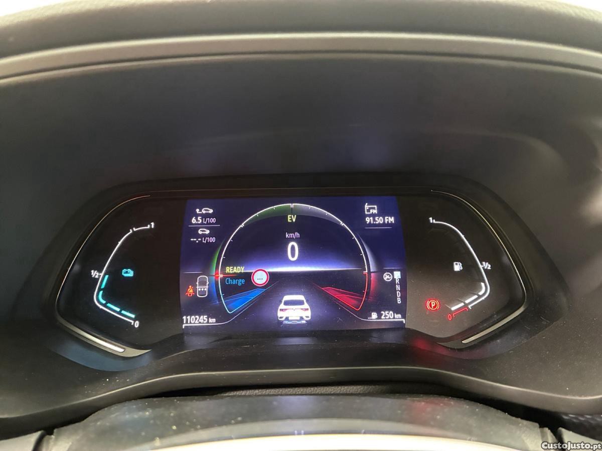 Renault Arkana E-Tech Evolution — fotografia 4