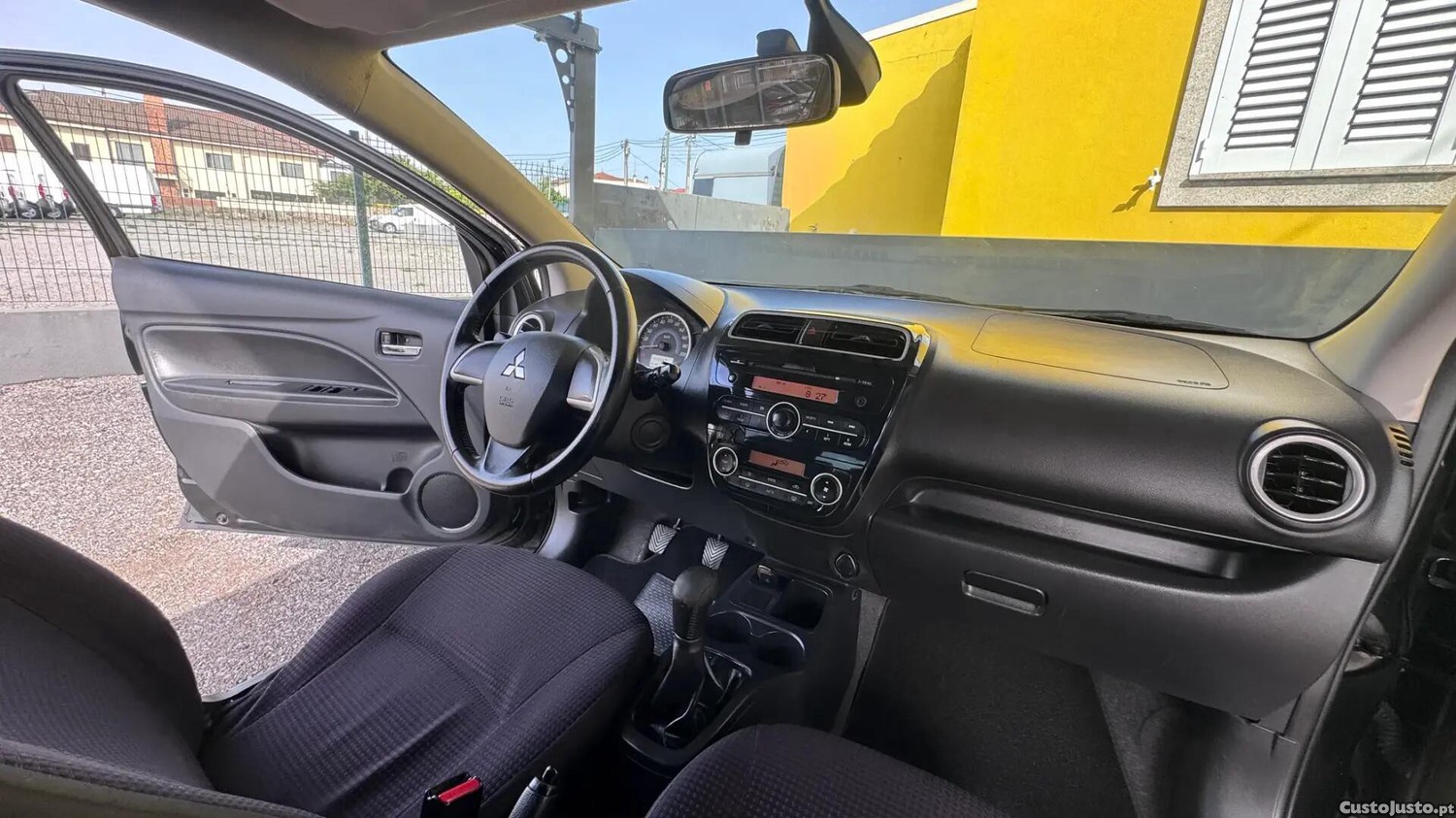 Mitsubishi Space Star 1.2 Intense Connect Edition — fotografia 7
