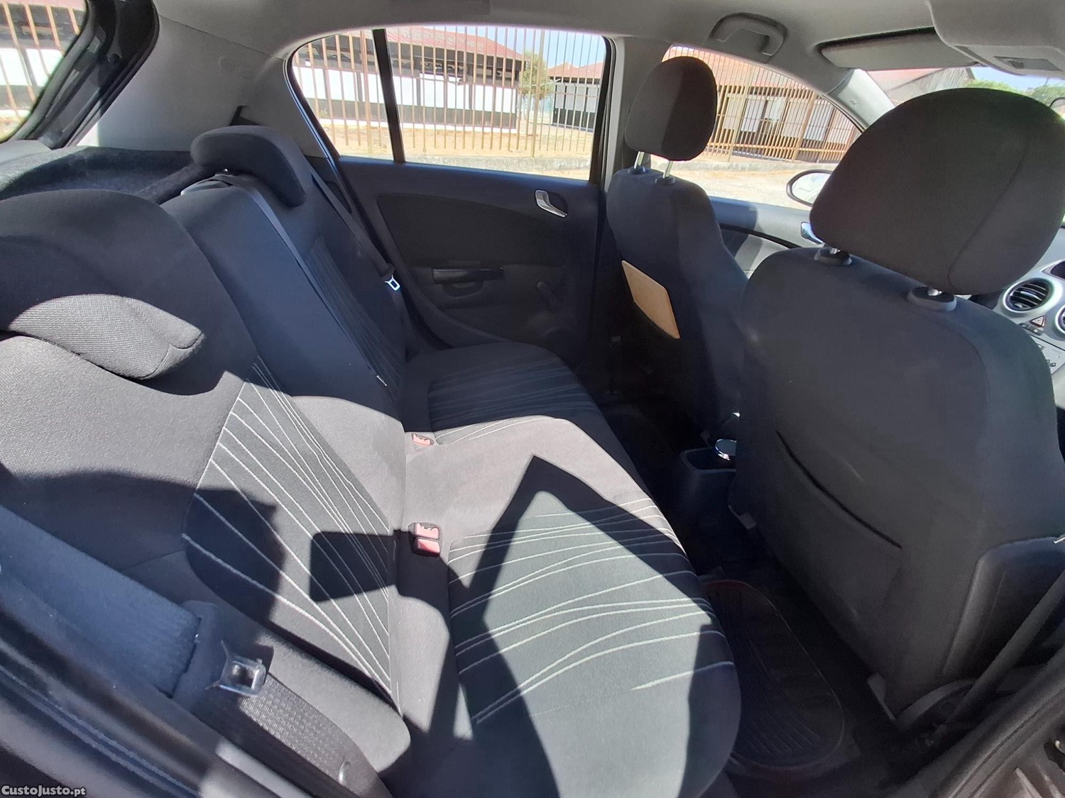 Opel Corsa 1.2i Cosmo 85cv 117mks — fotografia 5