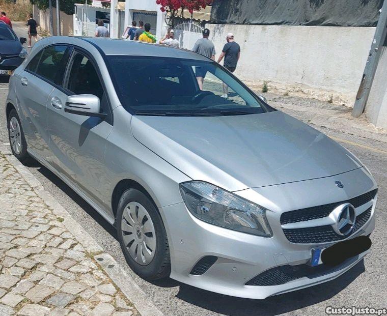 Mercedes-Benz A 180 1.8D — fotografia 3