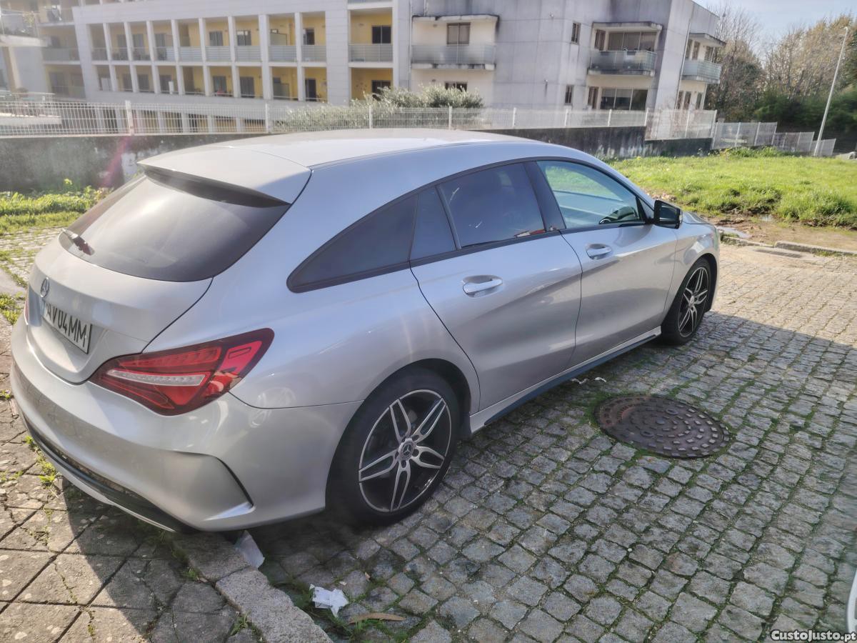 Mercedes-Benz CLA 180 180 D — fotografia 2